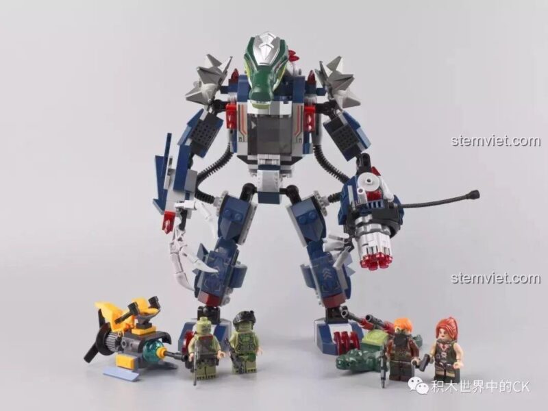 Robot Mecha Cá Sấu Winner 5061 đối đầu với một robot khác.