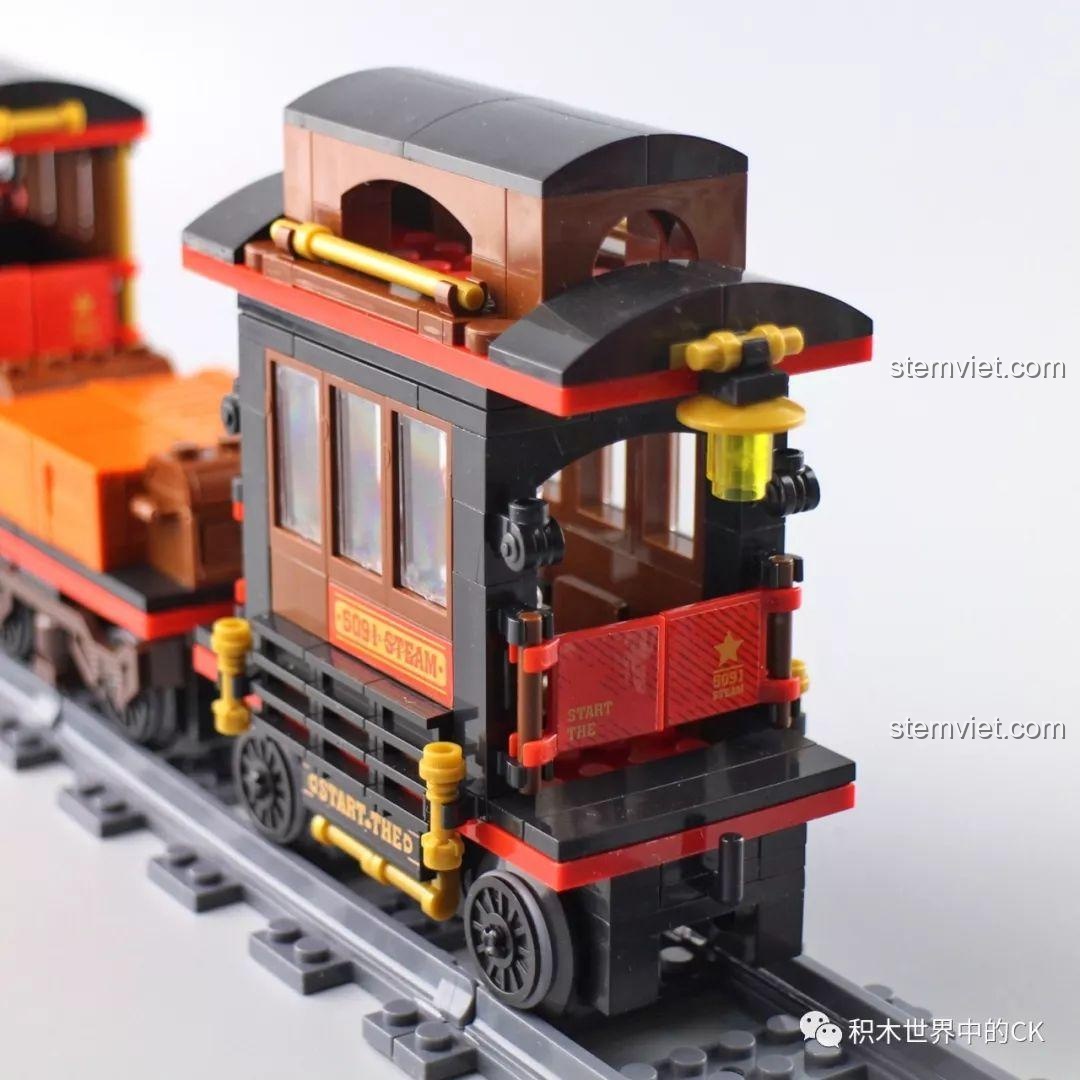 Chi tiết đèn trang trí trên nóc toa ăn uống của đồ chơi mô hình Winner 5091 Tàu Hỏa Hơi Nước Thành Phố