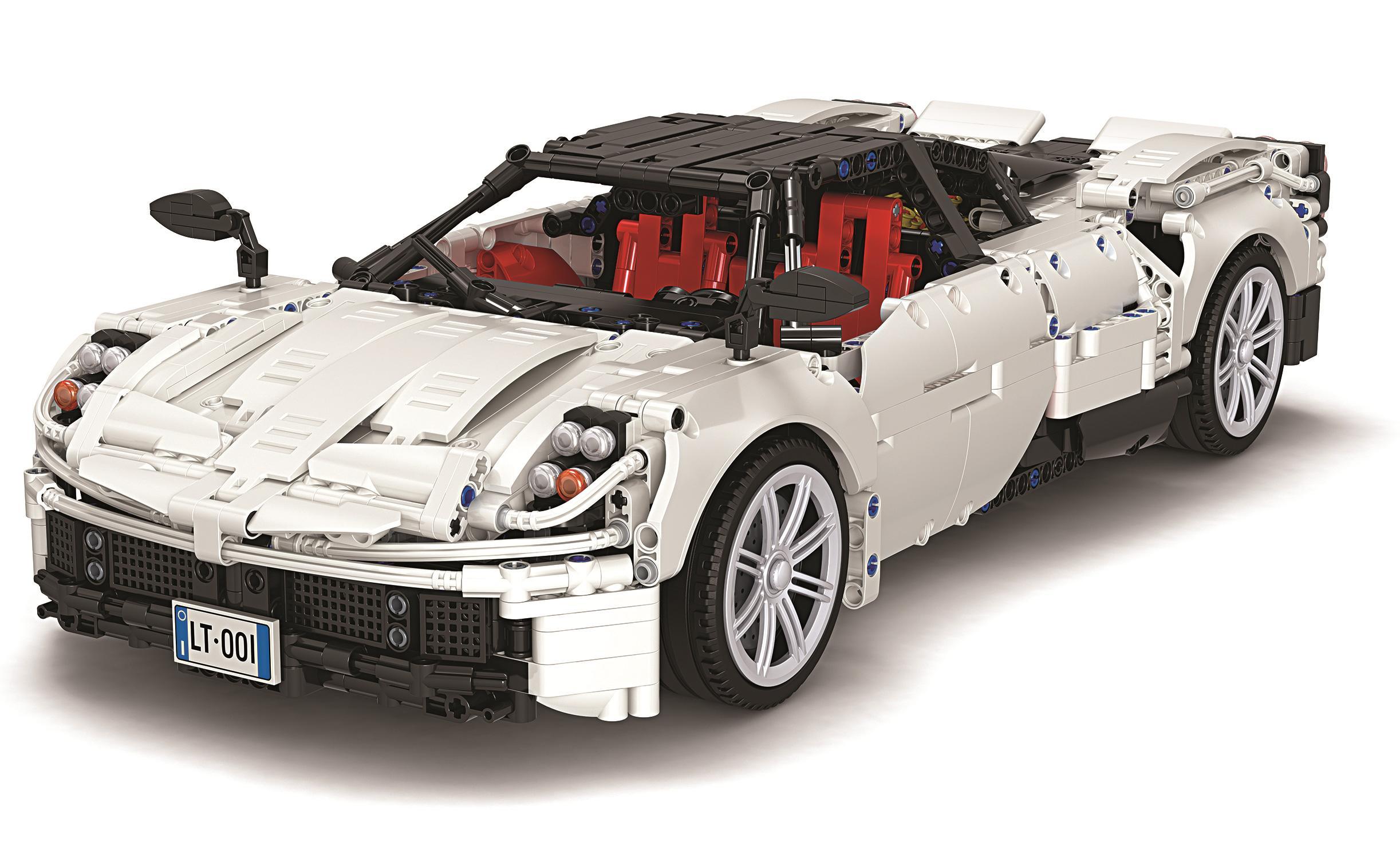 Winner 7050 Super Car Pagani Zonda 1:10 model front view
