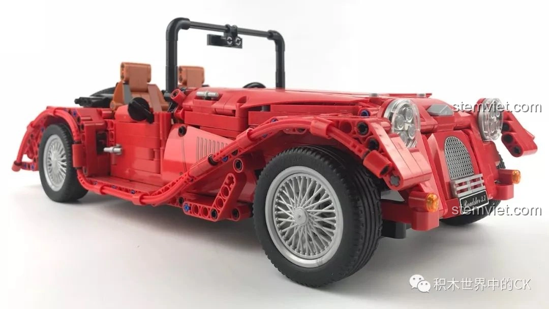 Ghế ngồi của Winner 7062 Xe Mui Trần Cổ Điển có thể điều chỉnh độ nghiêng lưng ghế, chi tiết nhỏ nhưng thú vị.