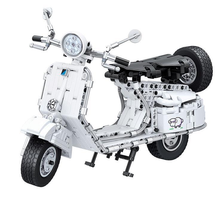 bộ lắp ráp Mô tô Tay Ga Winner 7067 màu trắng, mô hình xe tay ga cổ điển tỉ lệ 1:6 cho bé trai 6 tuổi, đồ chơi lắp ráp chất lượng cao đáng tiền.