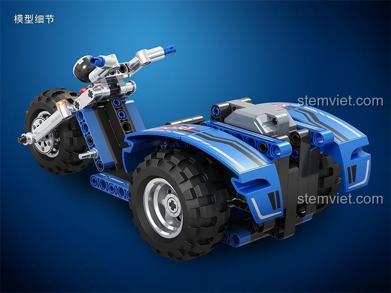 Mô hình xe địa hình 4 bánh được tạo ra khi kết hợp bộ lắp ráp Winner 7081 và 7082, một tính năng sáng tạo.