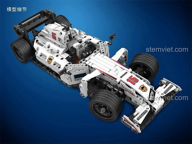 Mô hình Winner 7115 với phần thân xe có thể tháo rời, để lộ cấu trúc kỹ thuật phức tạp bên trong. Một bộ đồ chơi STEM tuyệt vời.