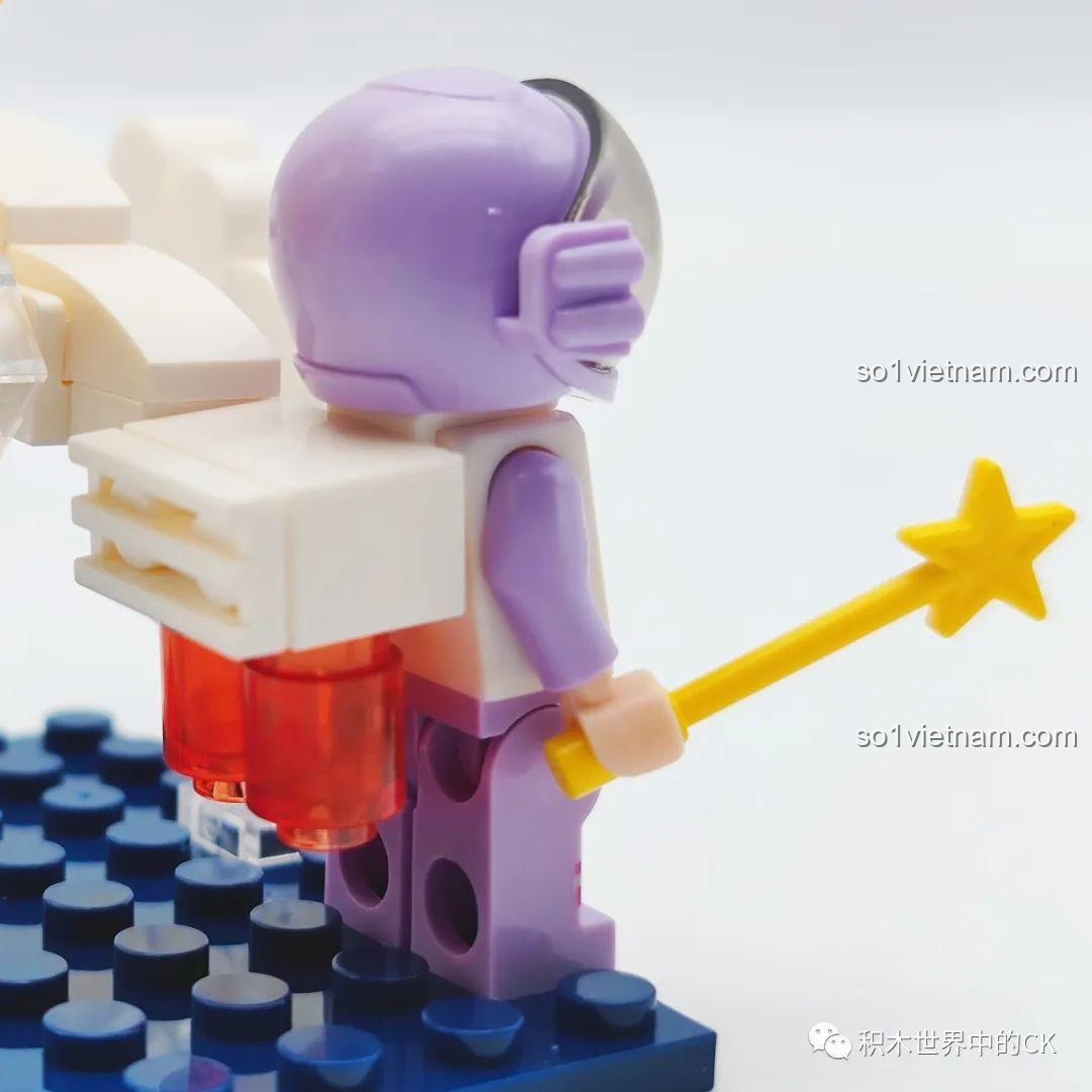 Phi hành gia Wise Block HA390213, cảnh sau minifigure với động cơ phản lực, phù hợp bé trai bé gái 6 tuổi, giá tốt