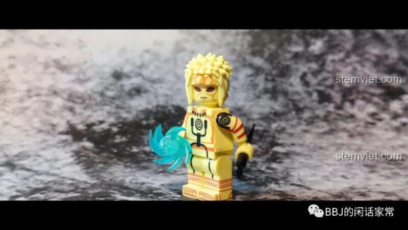 Ảnh review minifigure Namikaze Minato WM6108 từ góc nghiêng. Set đồ chơi Naruto WM Blocks.