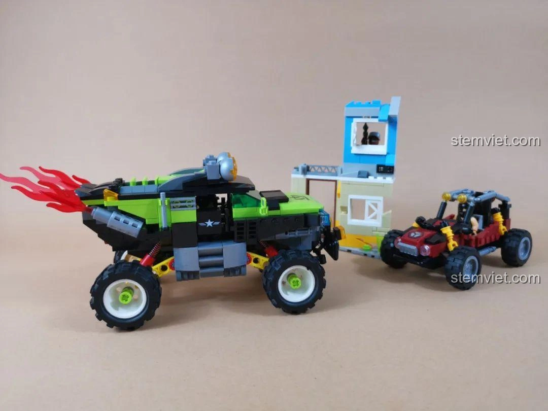 Góc nhìn khác của bộ lắp ráp WOMA C0195 Trở Lại Chiến Trường đã hoàn thiện, thể hiện tổng thể.