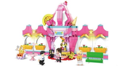 Bộ lắp ráp Cửa hàng kem WOMA C0241 với 4 minifigures đang vui chơi. Đồ chơi cho bé gái 6 tuổi, giá rẻ.