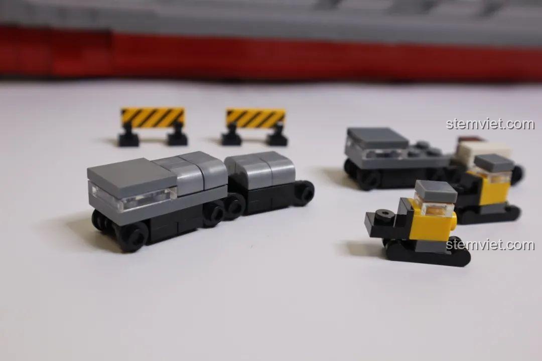 Mặt sau của sáu minifigures trong bộ đồ chơi mô hình Tàu sân bay WOMA C0872.