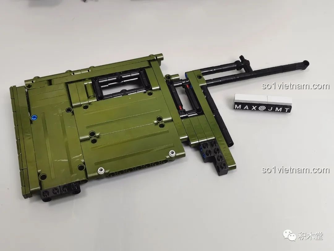 Chi tiết cửa xe và tay nắm