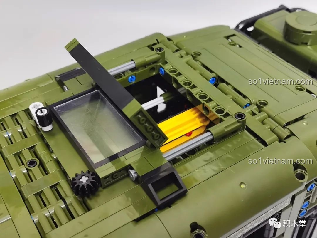 Chi tiết khung gầm và hệ thống truyền động