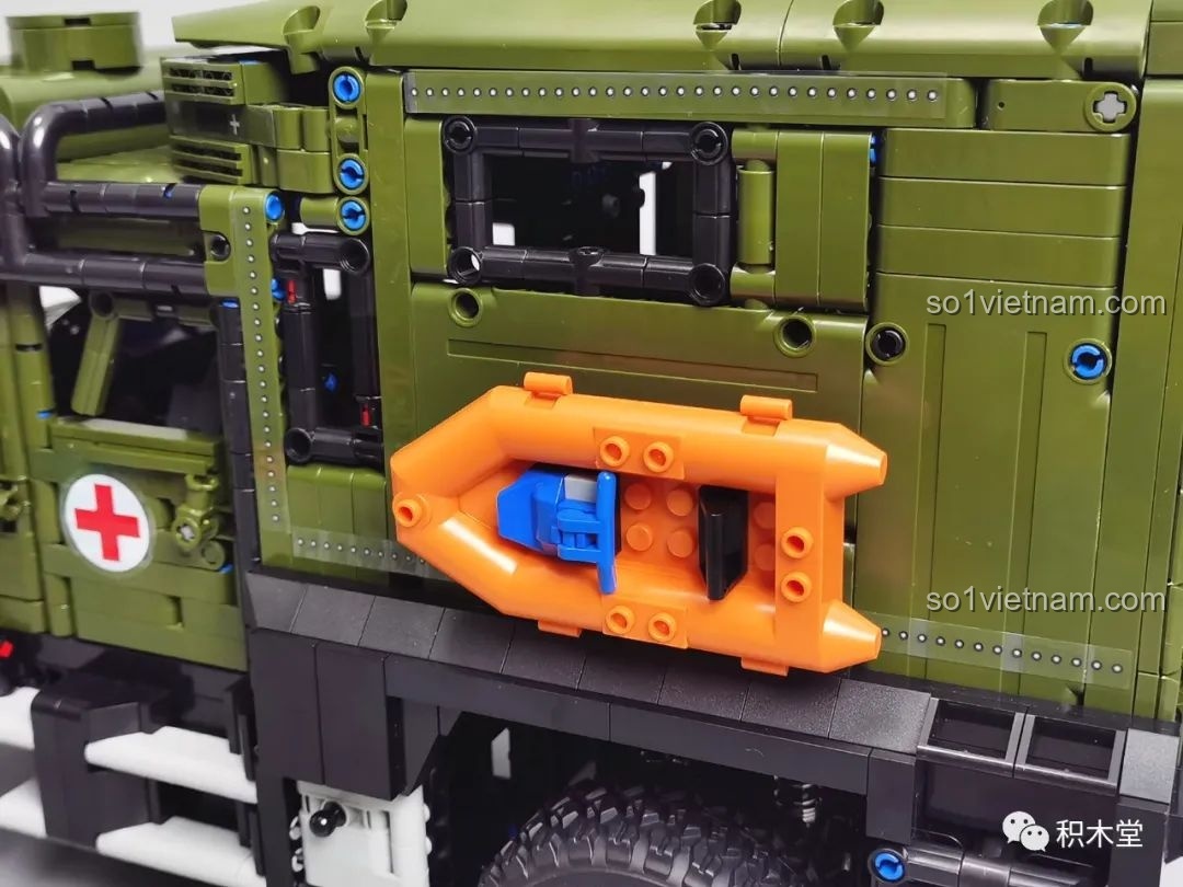 Chi tiết khung gầm và hệ thống truyền động