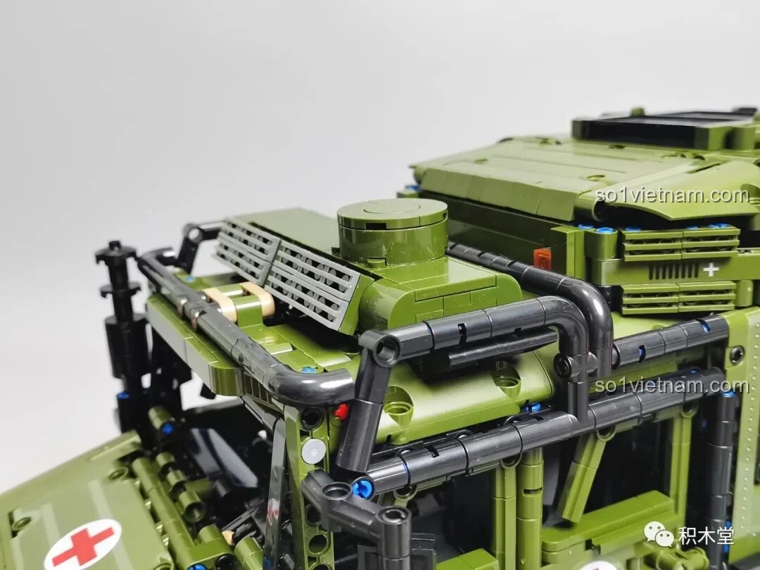 Chi tiết khung gầm và hệ thống truyền động