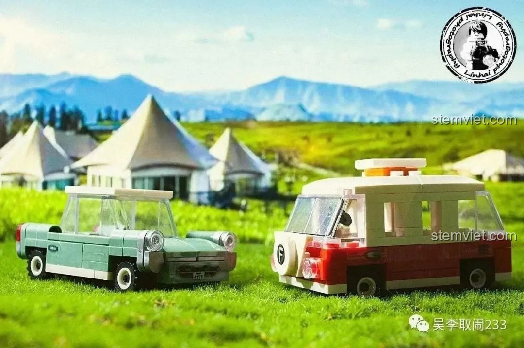 Hai mô hình xe địa hình Land Rover và Suzuki Jimny Forange FC8279 trong bối cảnh ngoài trời.