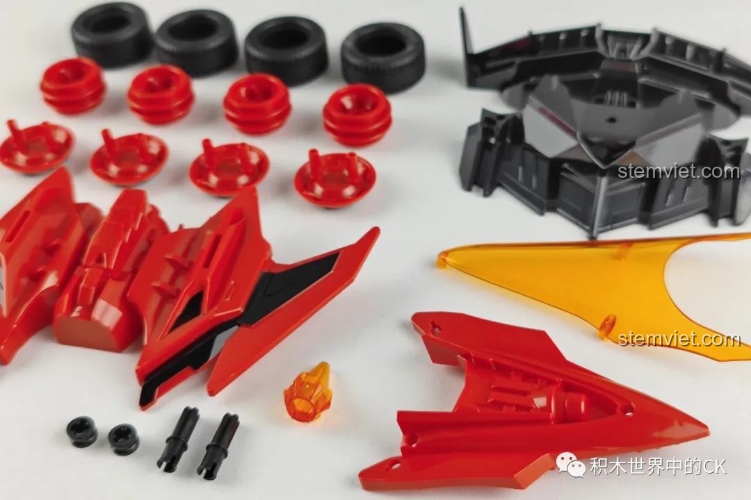 Chi tiết các mảnh ghép của xe đua QQ Phi Xa S-Phán Quyết Giả 74031, đồ chơi lắp ráp cho bé trai.