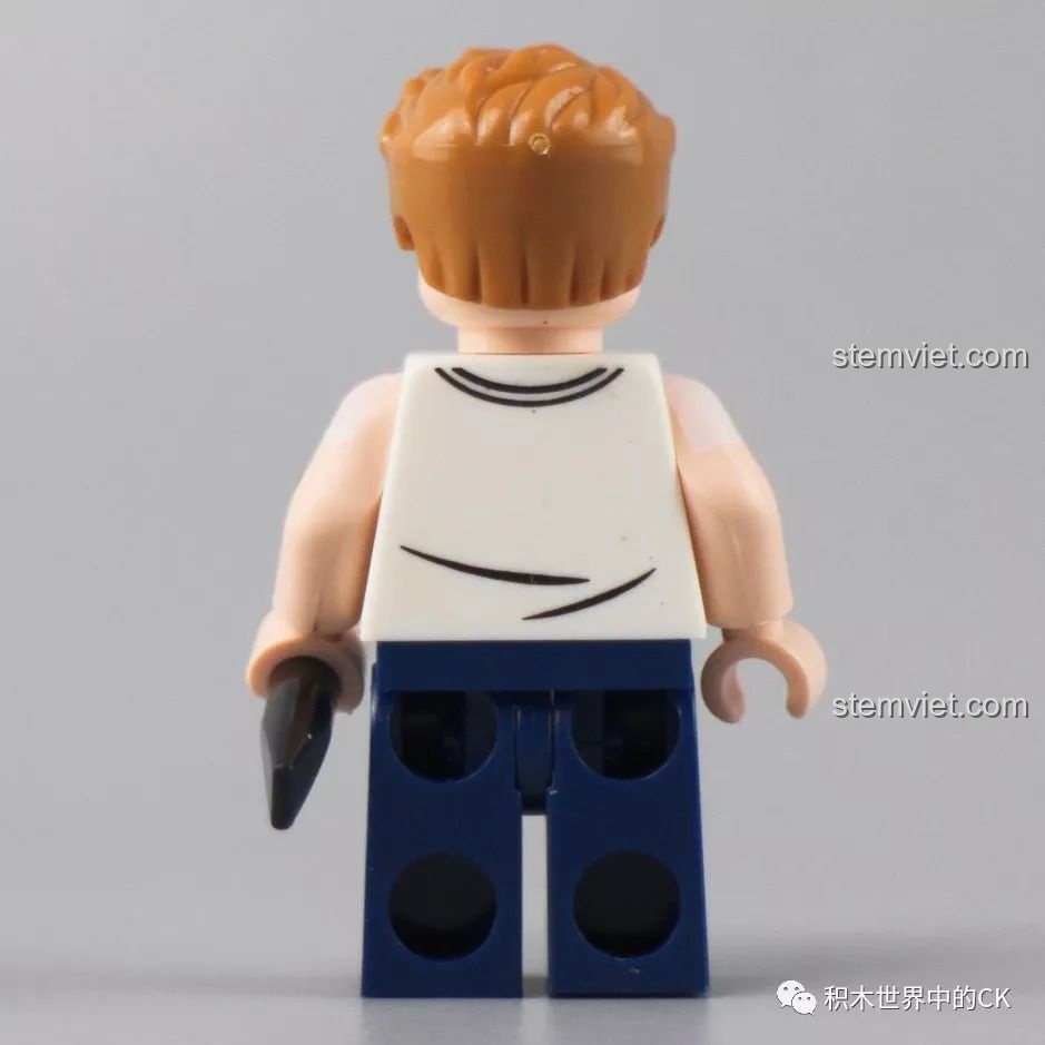 Mô hình xe đua màu xanh lá Sembo Block 607046 đã lắp ráp hoàn chỉnh, góc nhìn phía trước.