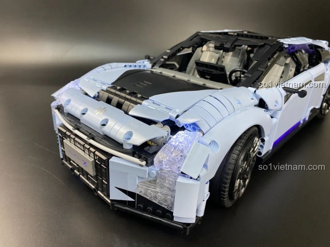 Xe HiPhi Z Pixel Sci-Fi Car Model của Pantasy đã hoàn thiện