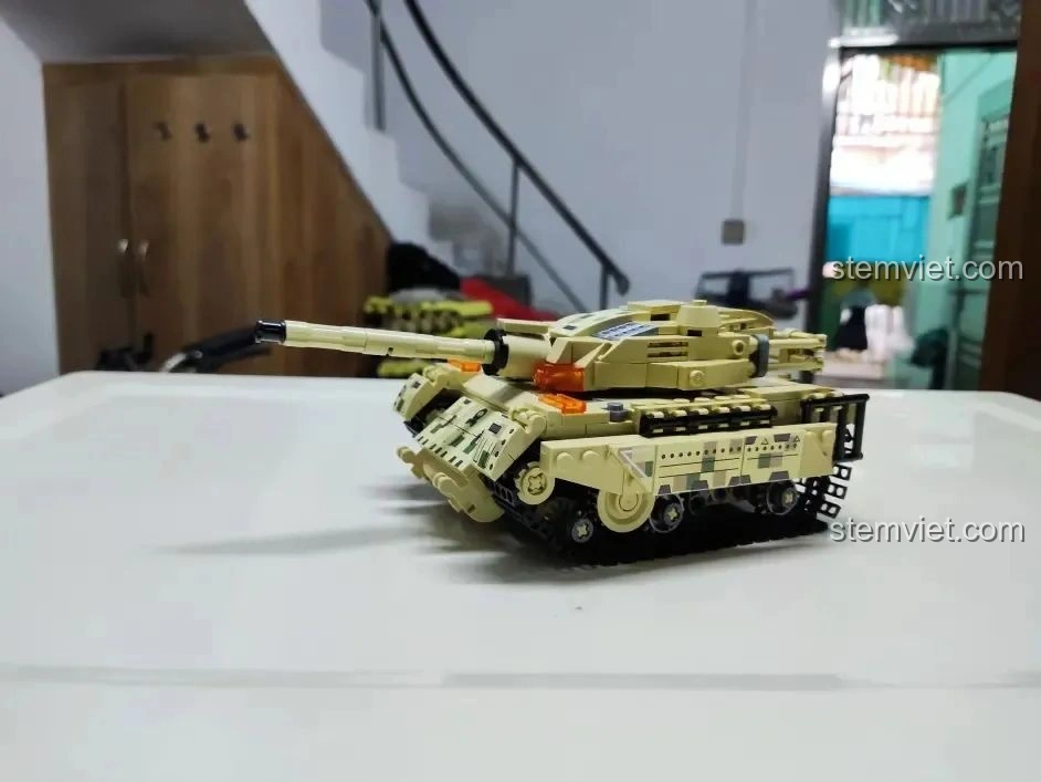 Xe tăng Merkava WISE BLOCK HA389123 đã lắp ráp hoàn chỉnh nhìn từ phía trước.