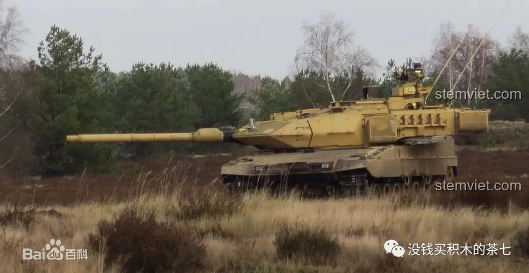 Hình ảnh xe tăng Leopard 2A7+ thực tế trên chiến trường, nguồn cảm hứng cho bộ đồ chơi lắp ráp Jiazhi 0104.