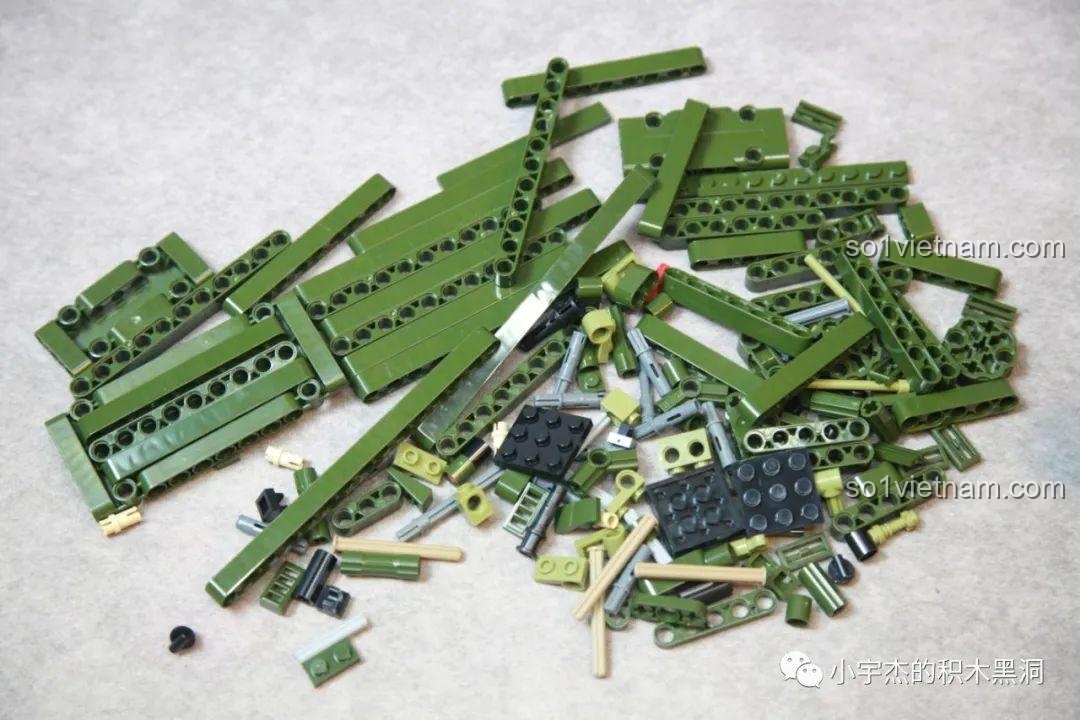 Mô hình Xe Tăng Diệt Ferdinand Taigao Le T4012 đã gần như hoàn chỉnh, chỉ còn thiếu khẩu pháo chính, trông rất ấn tượng.