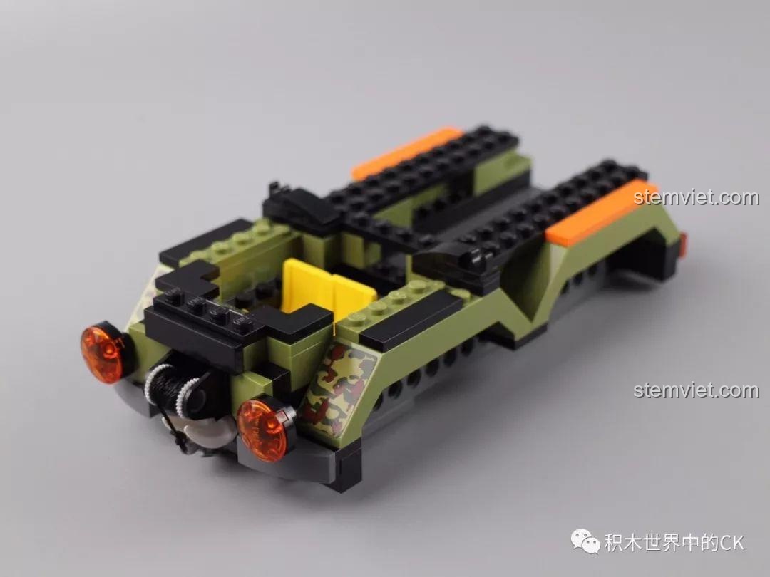 Xe truy bắt gấu trong bộ đồ chơi Cảnh sát Qman 1923