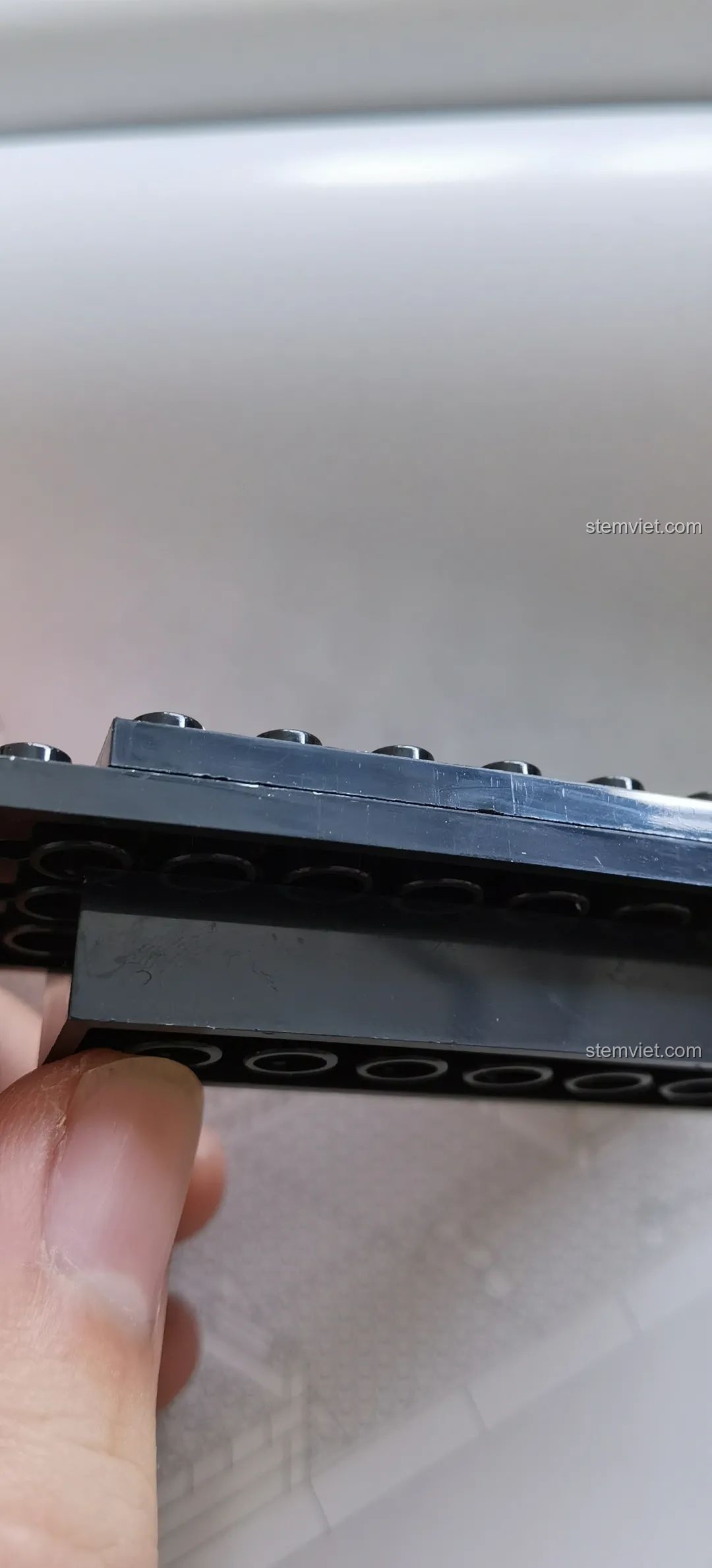 Cấu trúc dây cáp và các trụ đỡ của bộ xếp hình London Eye WANGE 6215, tạo nên sự vững chãi cho mô hình.