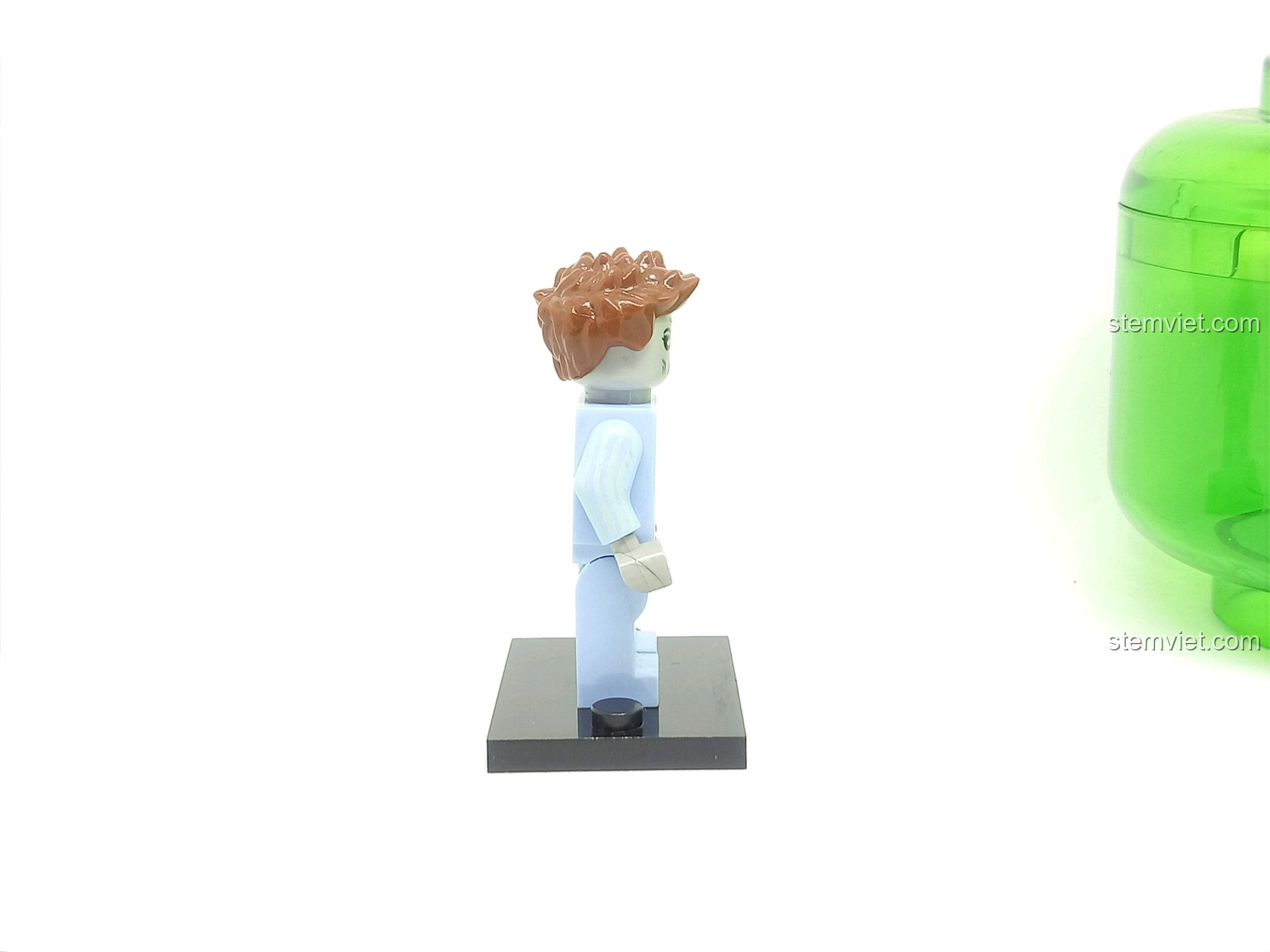 Góc nhìn khác của Zombie đồ ngủ Degao 601. Đồ chơi lắp ráp minifigure zombie.