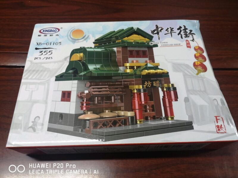 Hộp bộ lắp ghép Xingbao XB-01103C Mô Hình Cửa Hàng Giấm Phố Trung Hoa, đồ chơi lắp ráp kiến trúc cổ điển cho bé trai bé gái 8 tuổi, giá tốt.