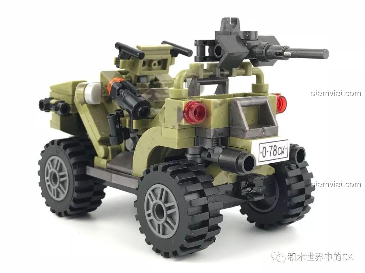 Xe Địa Hình Sa Mạc Oprah XB-06010 từ Xingbao, góc 3/4 phía trước, thể hiện thiết kế mạnh mẽ