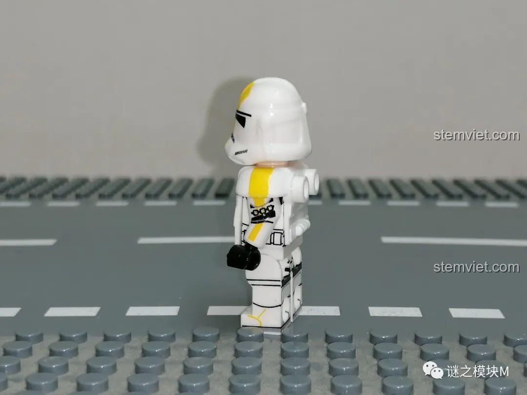 Minifigure lính 327th Attack Battalion XINH, màu vàng, in ấn chi tiết cao, phù hợp bé trai 6 tuổi