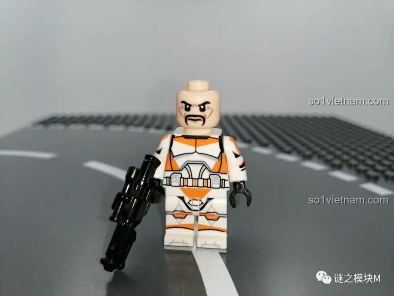 Minifigure Clone Trooper Boil XINH X0305 - góc trái