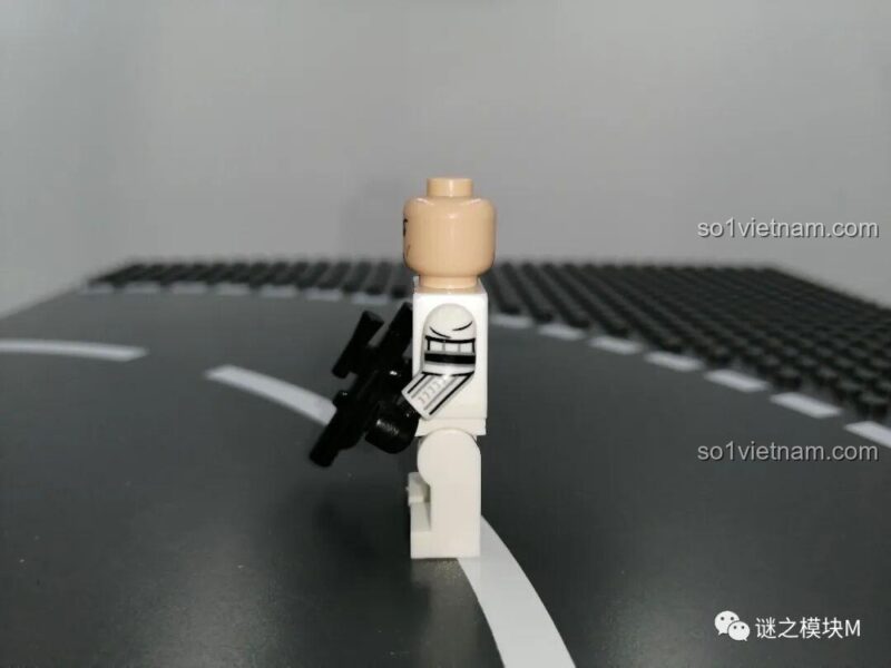 Nhân vật Imperial Stormtrooper Commander Star Wars XINH X0305