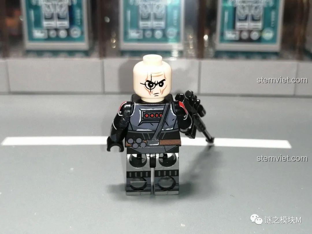 Minifigure Crosshair XINH X0307, góc nhìn bên hông, đồ chơi mô hình Lính Clone Force 99, tương thích LEGO®.