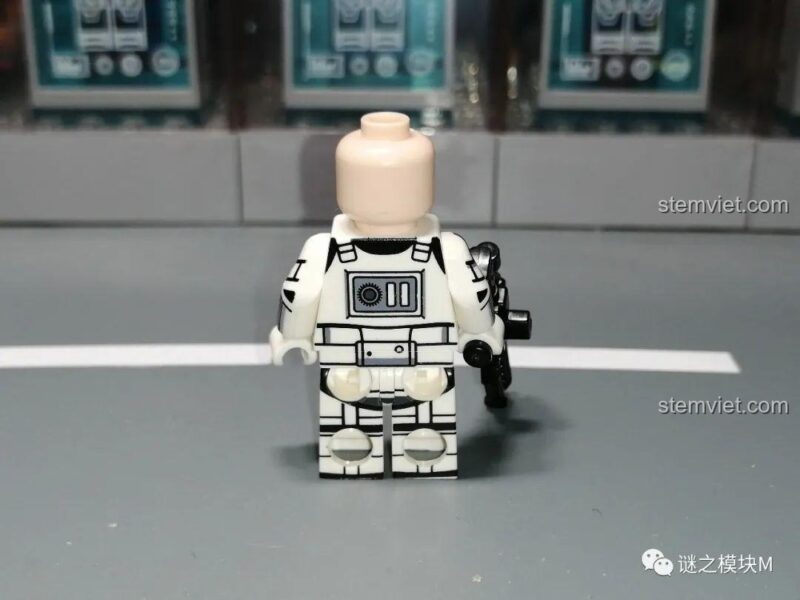 Minifigure Imperial Stormtrooper từ bộ đồ chơi XINH X0307, chất lượng cao, phù hợp cho bé trai 6 tuổi.