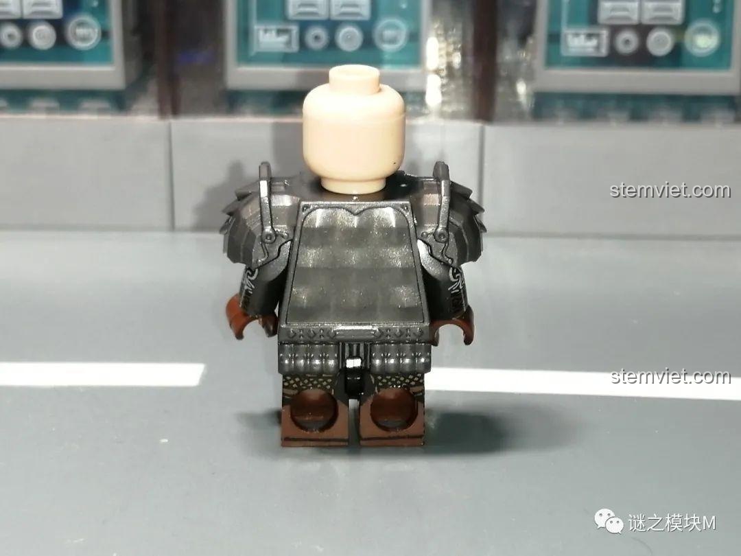 Tổng hợp các loại vũ khí đi kèm minifigure chiến binh người lùn XINH X0314: kiếm, búa, rìu, giáo.