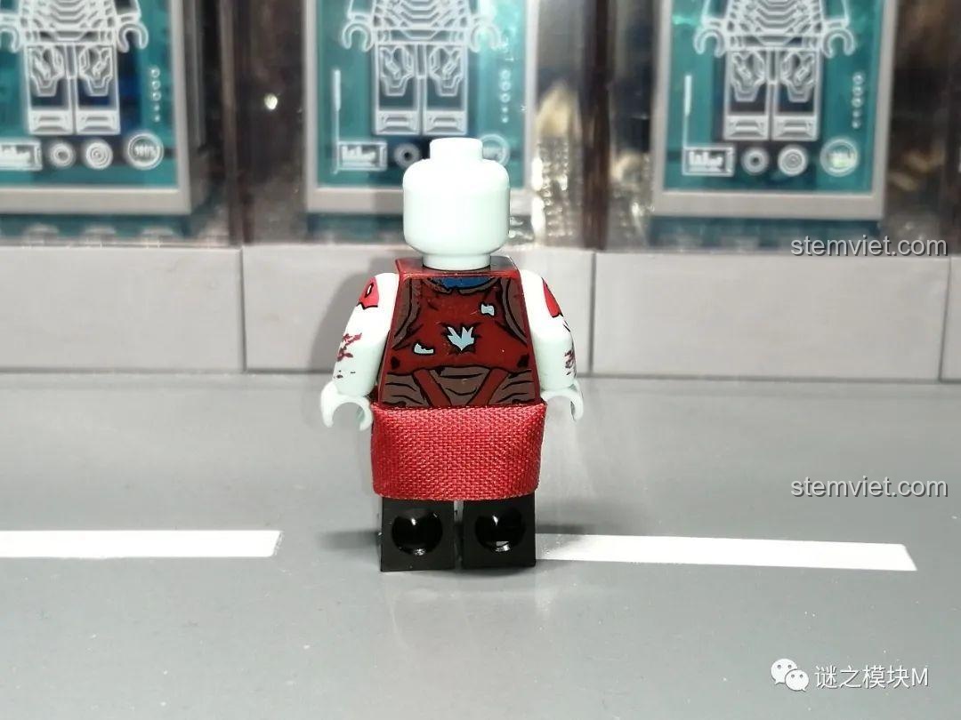 Khiên của minifigure Captain America Zombie từ bộ đồ chơi XINH X0325, chi tiết tinh xảo, chất lượng cao.