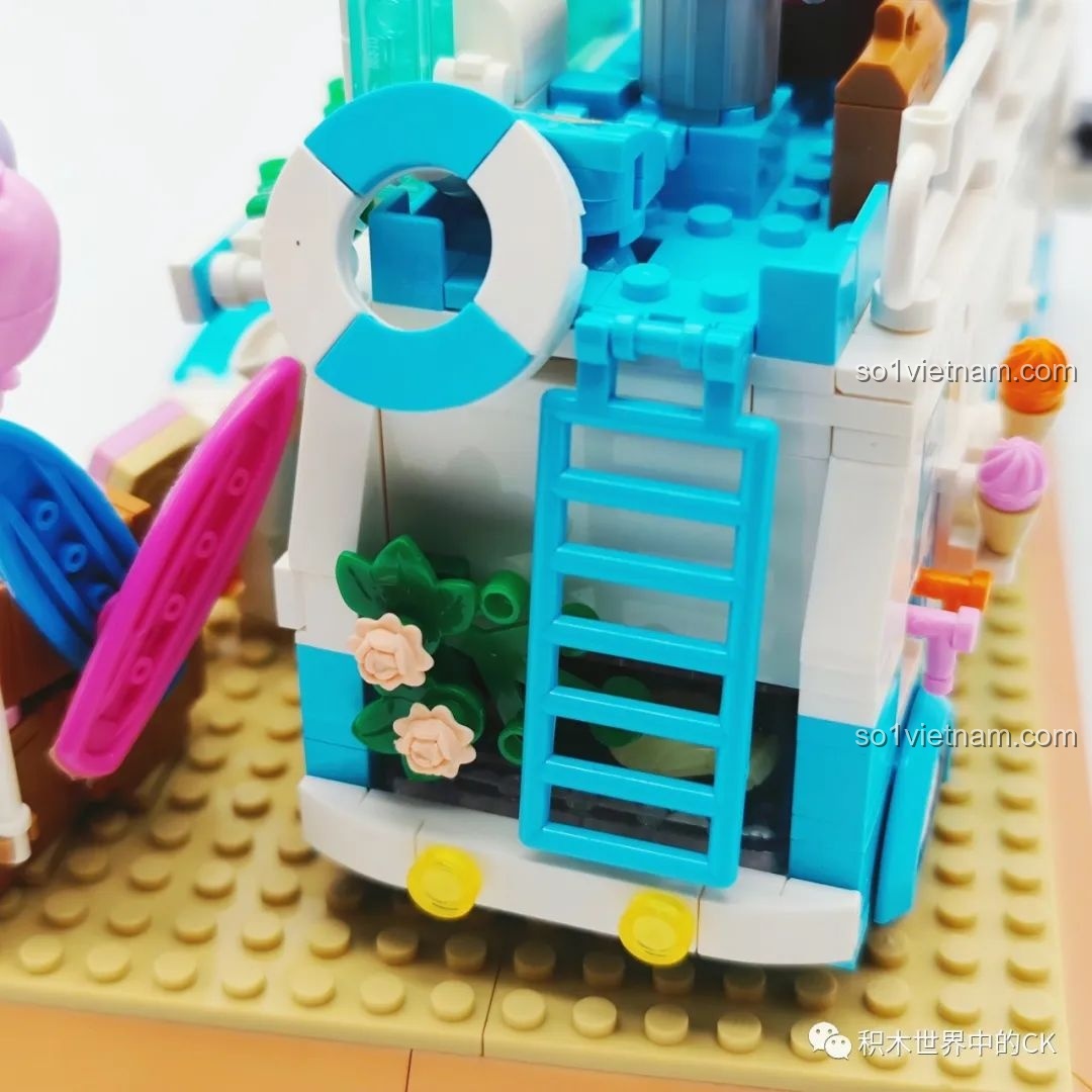 Chi tiết xe kem ZHEGAO 00415, bên trong xe