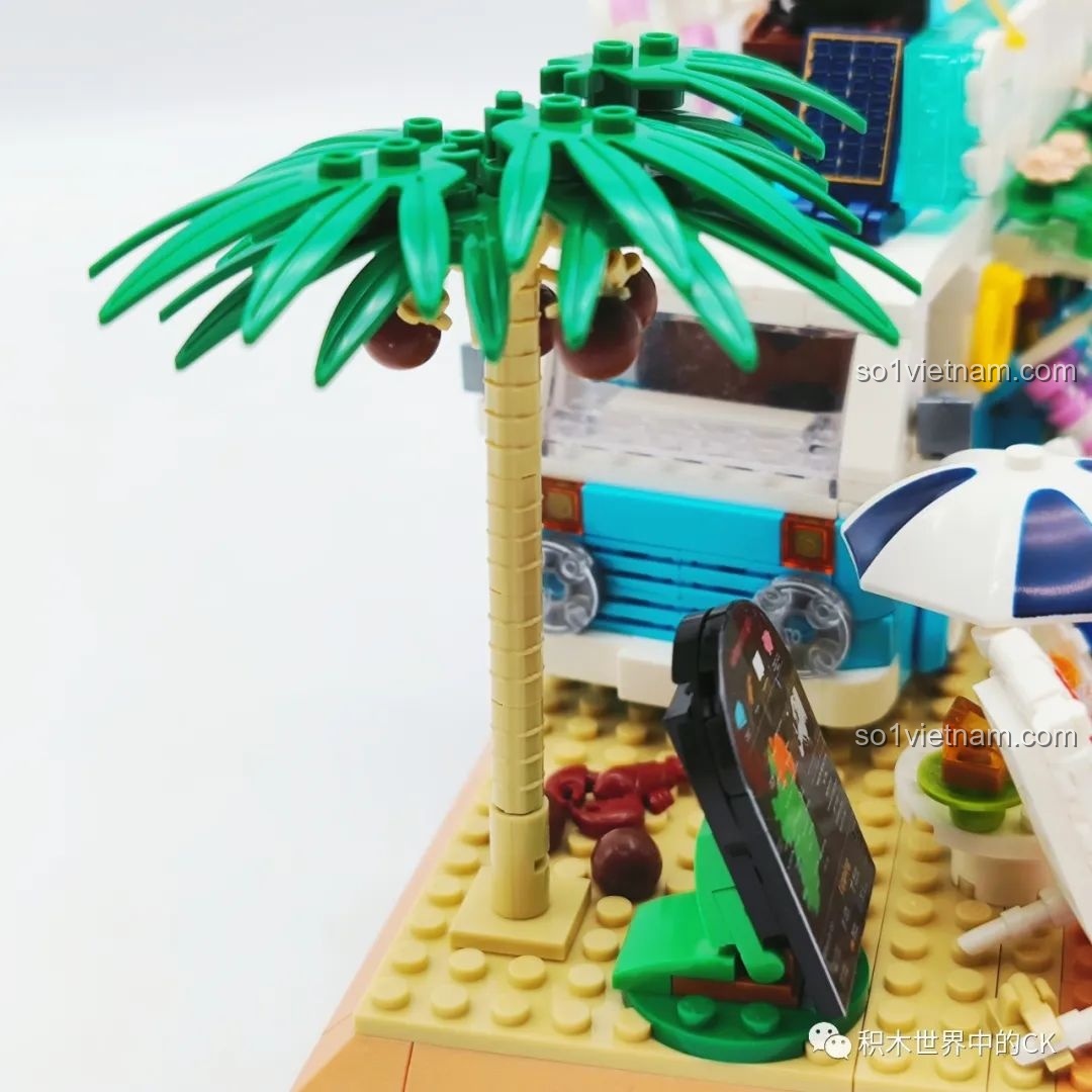 Chi tiết xe kem ZHEGAO 00415, minifigure khách hàng nữ