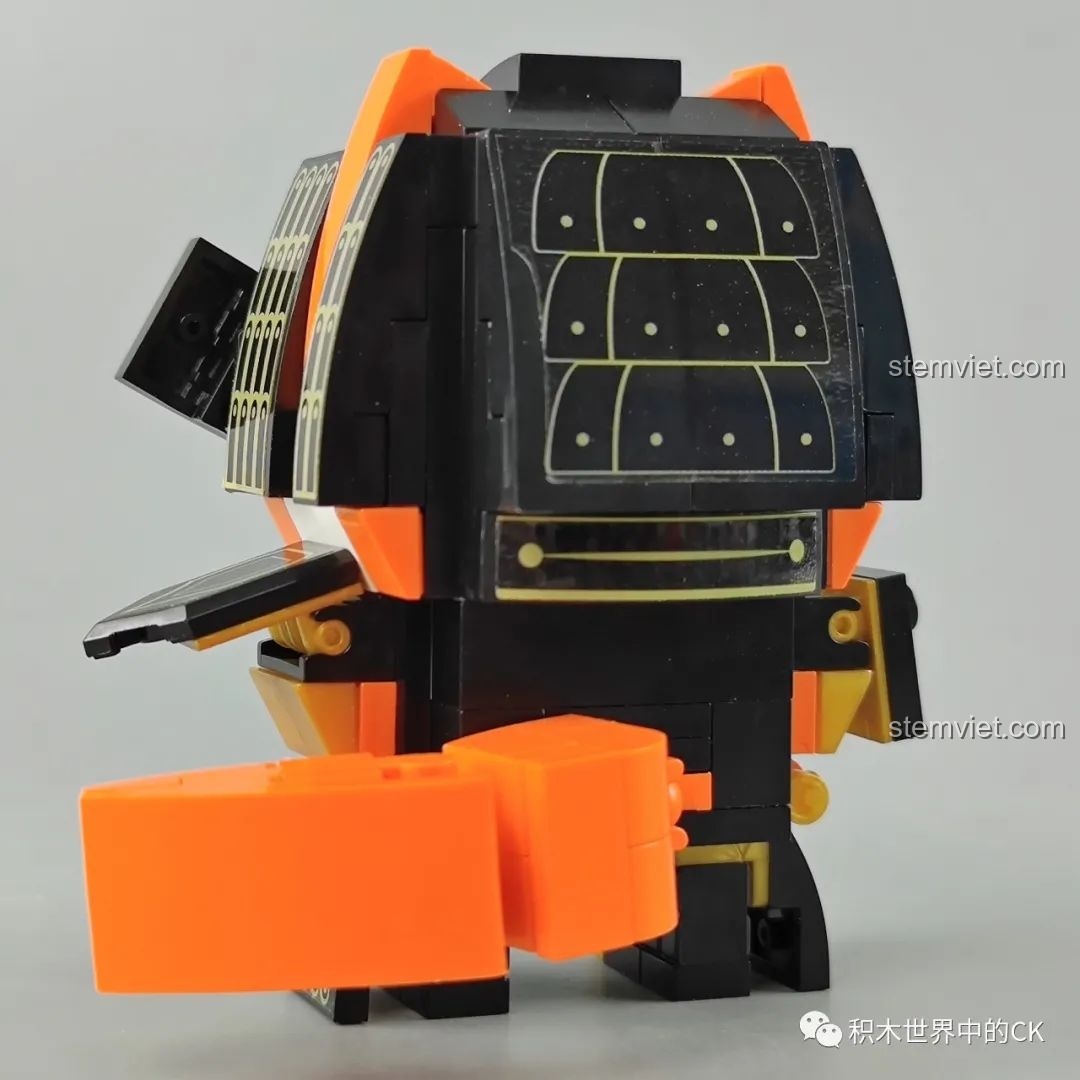 Mặt sau của mô hình Cáo Hanbei từ bộ lắp ráp Zhegao CW2001A Mô hình Samurai Thú Cưng.