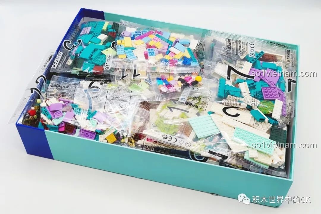 Các túi mảnh ghép ZHEGAO DZ6110 Biệt thự Ánh Dương được sắp xếp gọn gàng