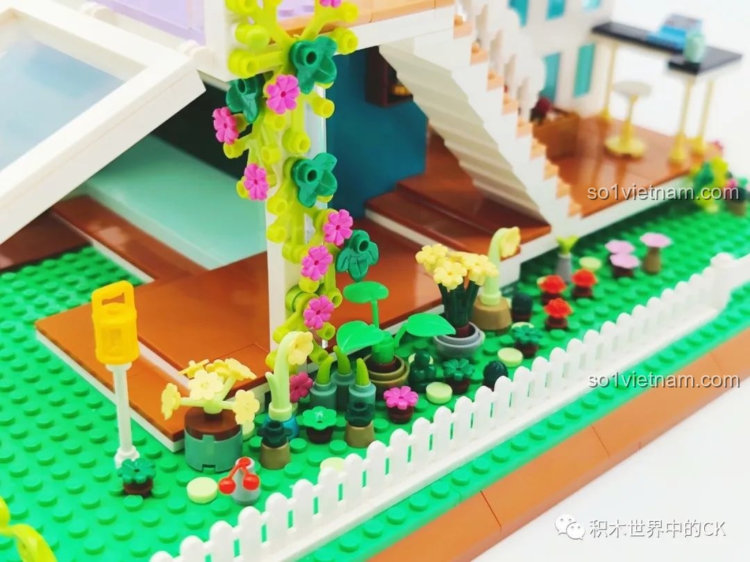 Thành phẩm ZHEGAO DZ6110 Biệt thự Ánh Dương với mái nhà