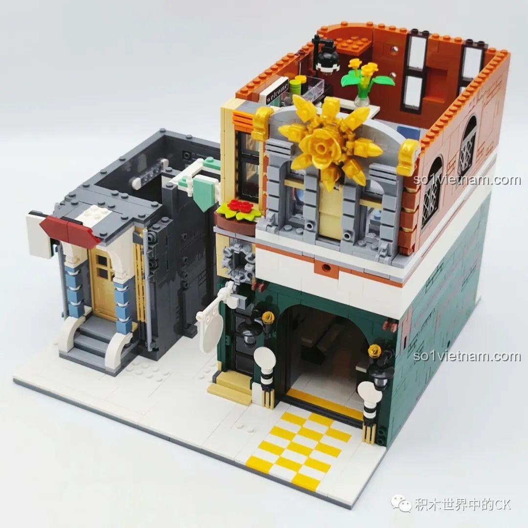 Hoàn thiện phần mái nhà của ZHEGAO DZ6113 Khách sạn Cà phê với máy nước nóng.