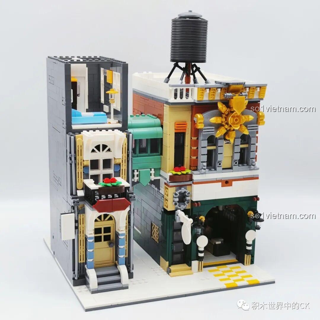 Mô hình ZHEGAO DZ6113 Khách sạn Cà phê hoàn thiện, nhìn từ phía trước.