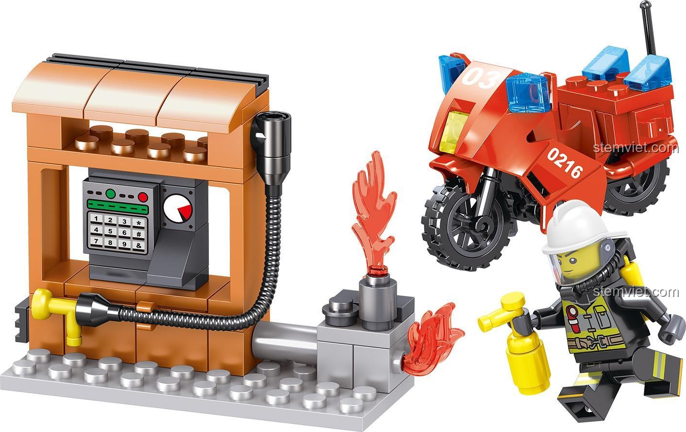 Xe cứu hỏa lớn trong bộ lắp ghép ZHEGAO QL0216, đồ chơi xây dựng chất lượng cao.