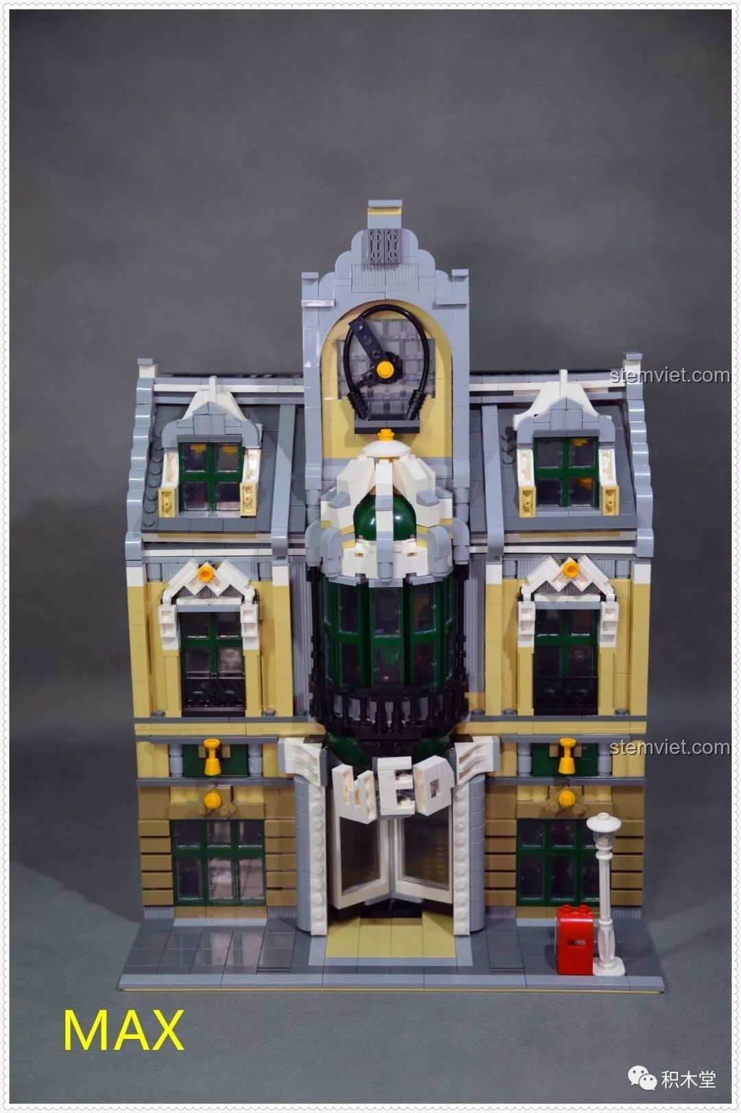 Chi tiết thang cuốn bên trong bộ ZHEGAO QL0922 Trung tâm Thương mại Châu Âu.