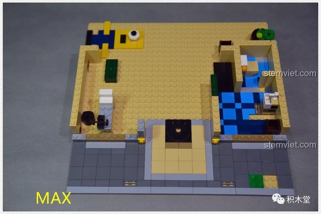 Hình ảnh chú Minion xuất hiện trong bộ lắp ráp ZHEGAO QL0922 Trung tâm Thương mại Châu Âu.