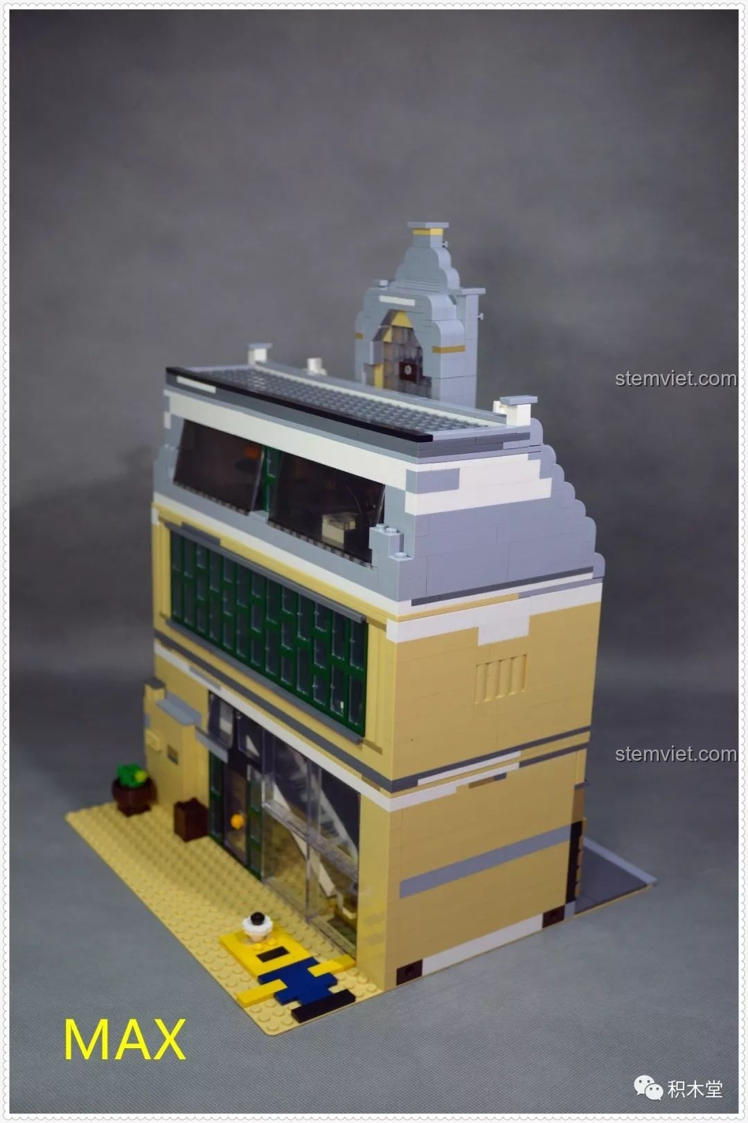 Hoàn thiện các chi tiết ngoại thất của bộ ZHEGAO QL0922 Trung tâm Thương mại Châu Âu.