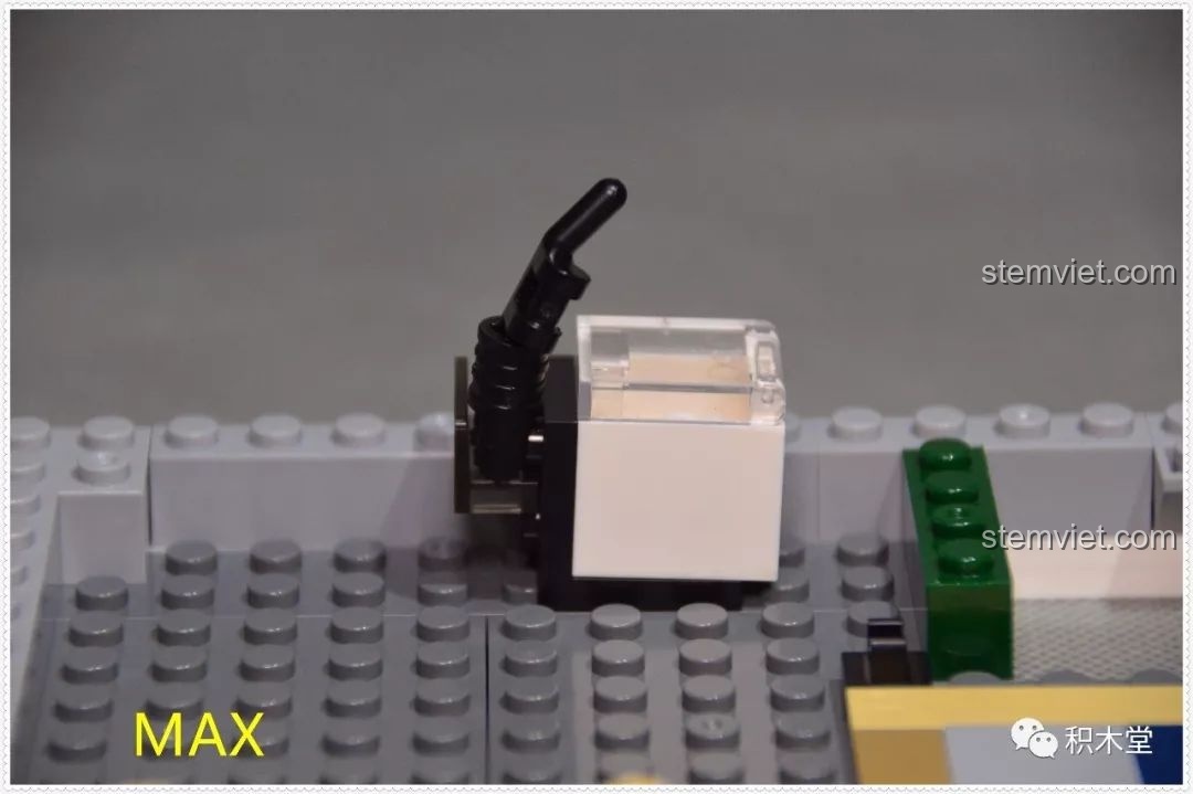 Quá trình lắp ráp các tầng của bộ ZHEGAO QL0922 Trung tâm Thương mại Châu Âu.