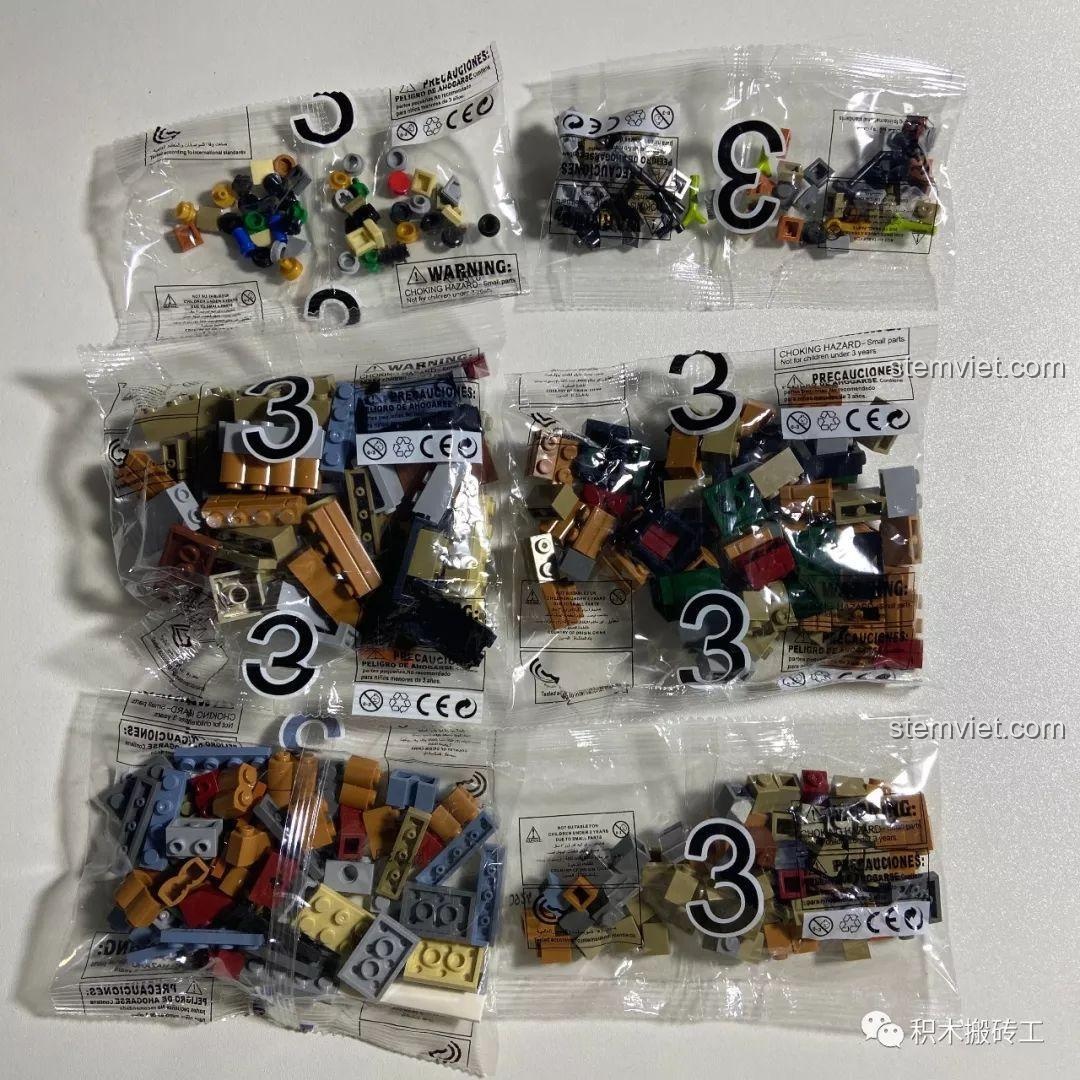 Các túi chi tiết cho bước 3 của bộ đồ chơi mô hình ZHEGAO QL0924 Quán Rượu Cổ, sẵn sàng cho việc hoàn thiện tầng một.