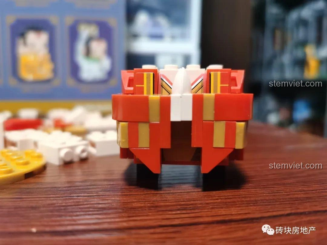 Mô hình Đường Tam Tạng Zhegao QL2306 đã hoàn thành, với vương miện và áo cà sa.