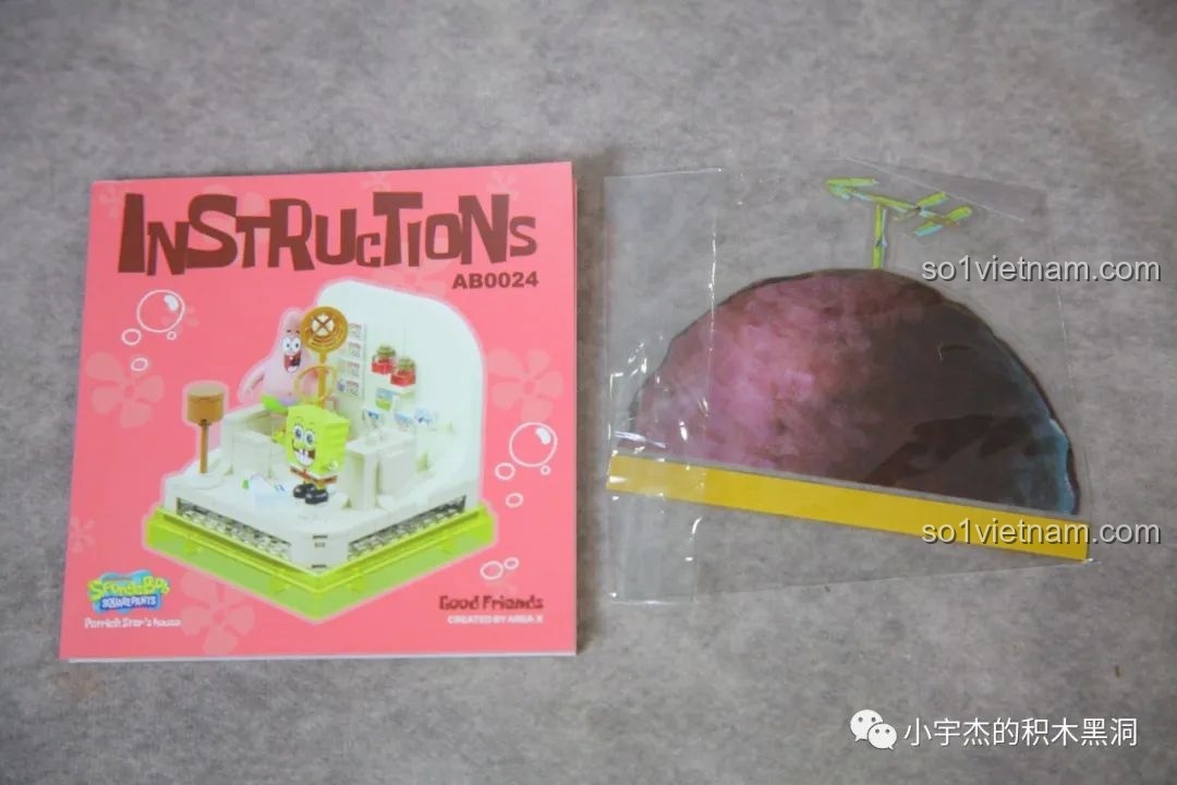 Nhân vật Spongebob và Mr. Krabs trong Mr. Krabs' Krusty Krab